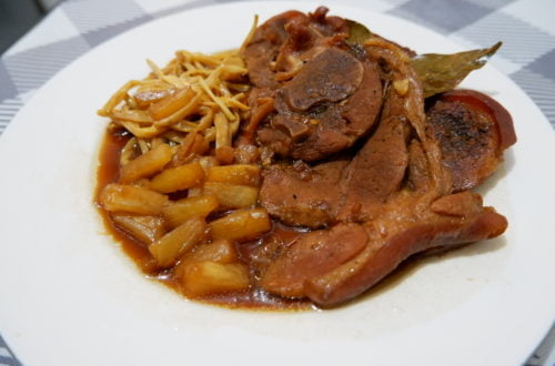 Paksiw na Pata