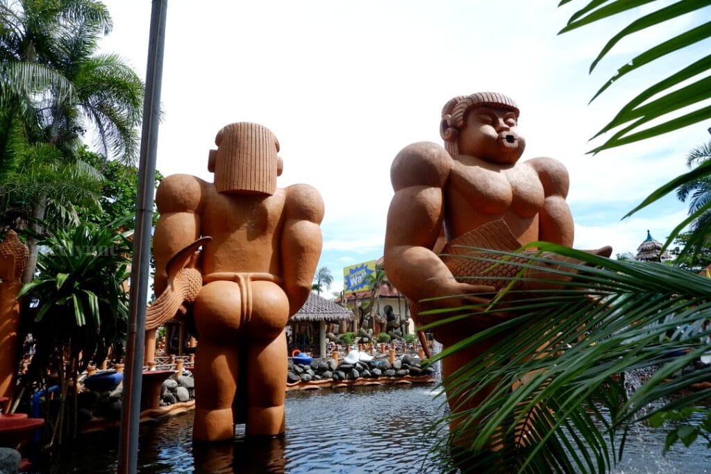 Isdaan Floating Restaurant, Gerona Tarlac_001_helloimfrecelynne