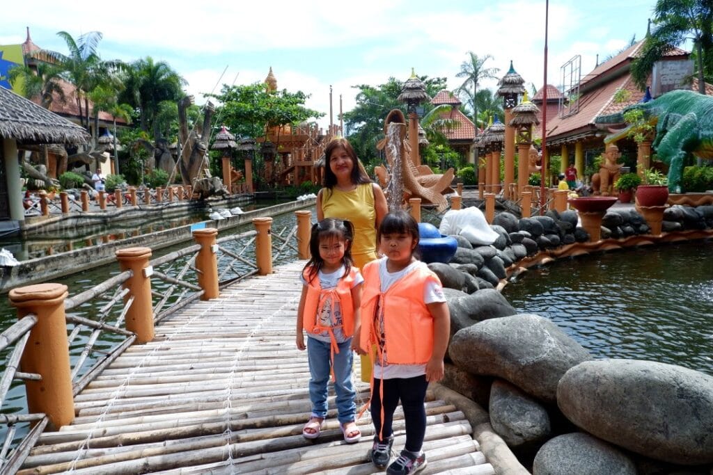 Isdaan Floating Restaurant, Gerona Tarlac_032_helloimfrecelynne