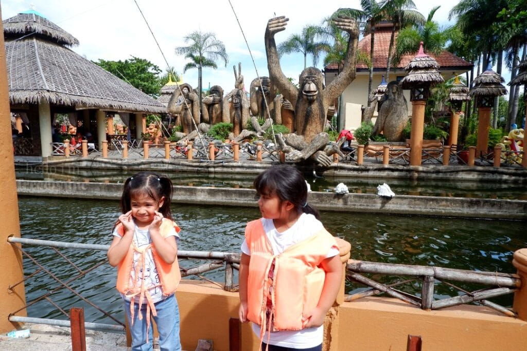 Isdaan Floating Restaurant, Gerona Tarlac_046_helloimfrecelynne