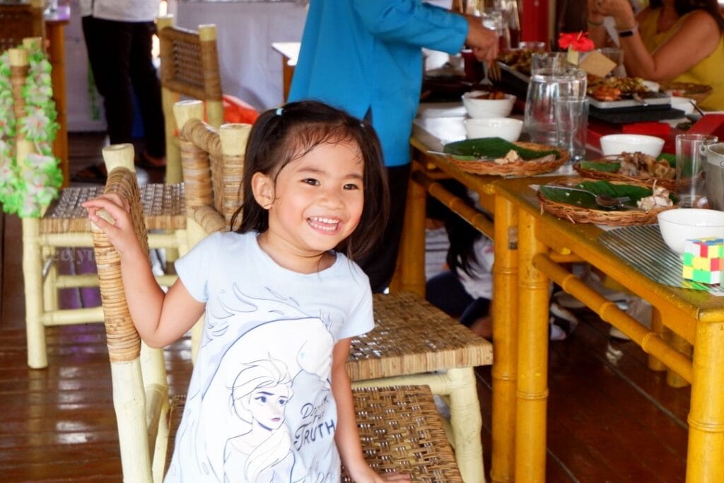 Isdaan Floating Restaurant, Gerona Tarlac_096_helloimfrecelynne
