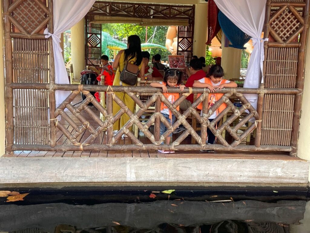 Isdaan Floating Restaurant, Gerona Tarlac_220_helloimfrecelynne