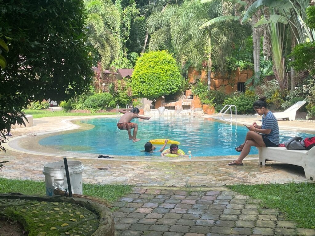 Le Paradis Resort, Castillo Lipa Batangas_006_helloimfrecelynne