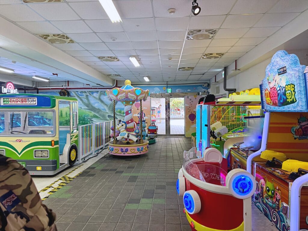 Taipei Children Amusement Park_Guide to Taipei_045_helloimfrecelynne