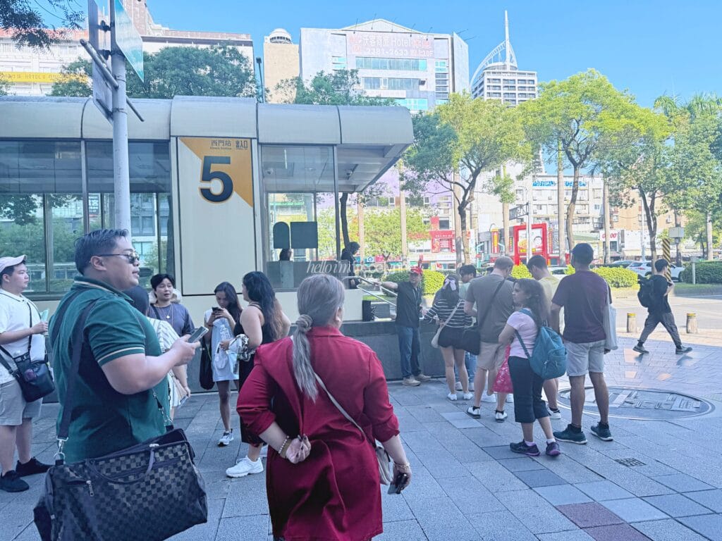 Yehliu-Jiufen-Shifen-Day-Tour-Klook_Guide to Taipei_026_helloimfrecelynne