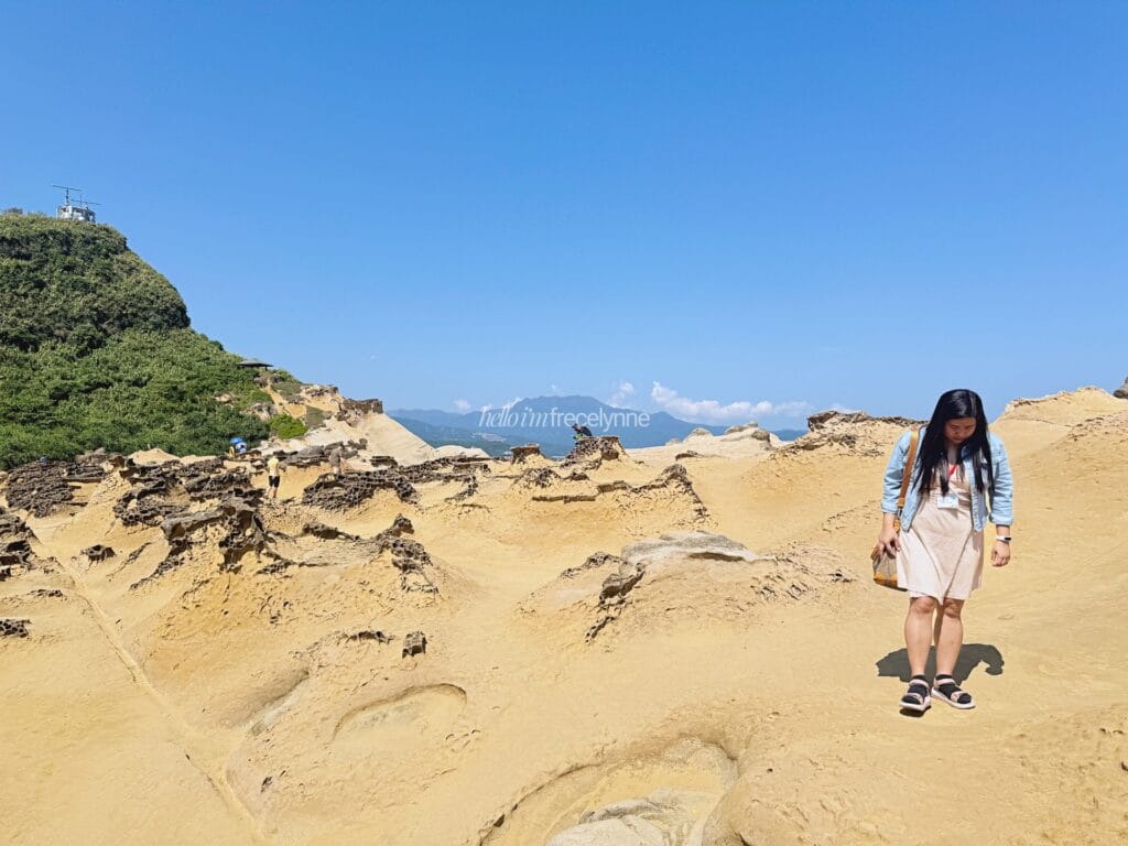 Yehliu-Jiufen-Shifen-Day-Tour-Klook_Guide to Taipei_082_helloimfrecelynne