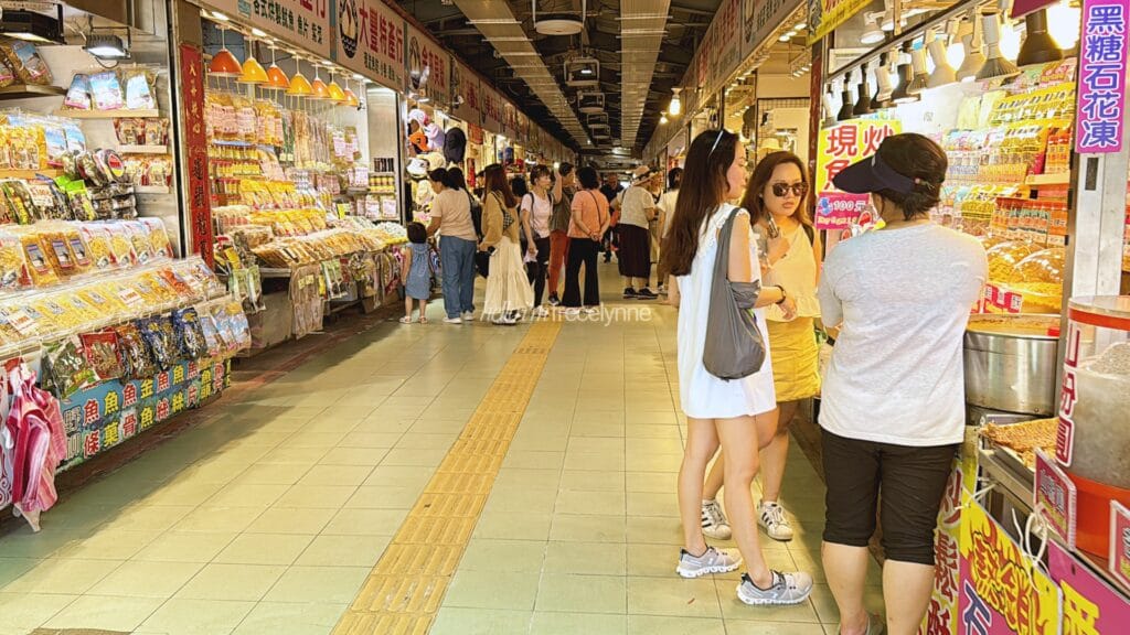Yehliu-Jiufen-Shifen-Day-Tour-Klook_Guide to Taipei_162_helloimfrecelynne