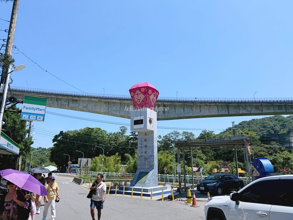 Yehliu-Jiufen-Shifen-Day-Tour-Klook_Guide to Taipei_179_helloimfrecelynne