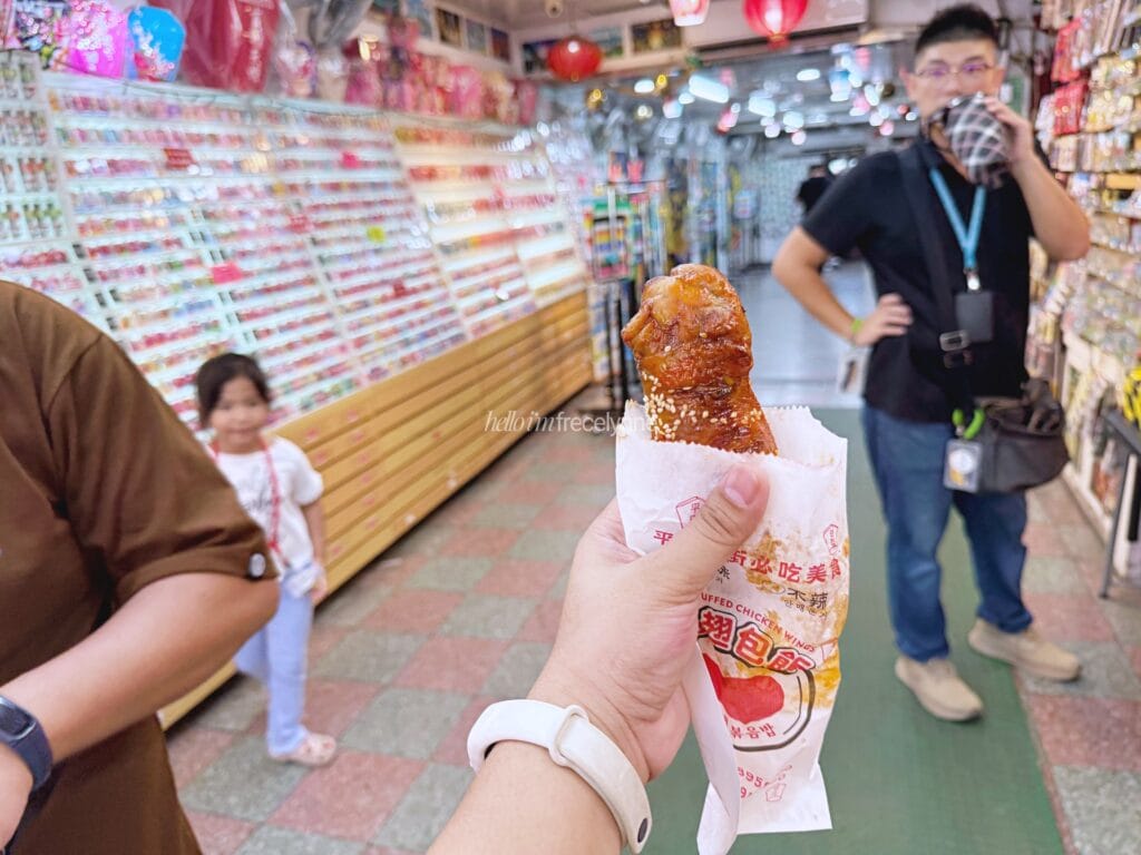 Yehliu-Jiufen-Shifen-Day-Tour-Klook_Guide to Taipei_286_helloimfrecelynne