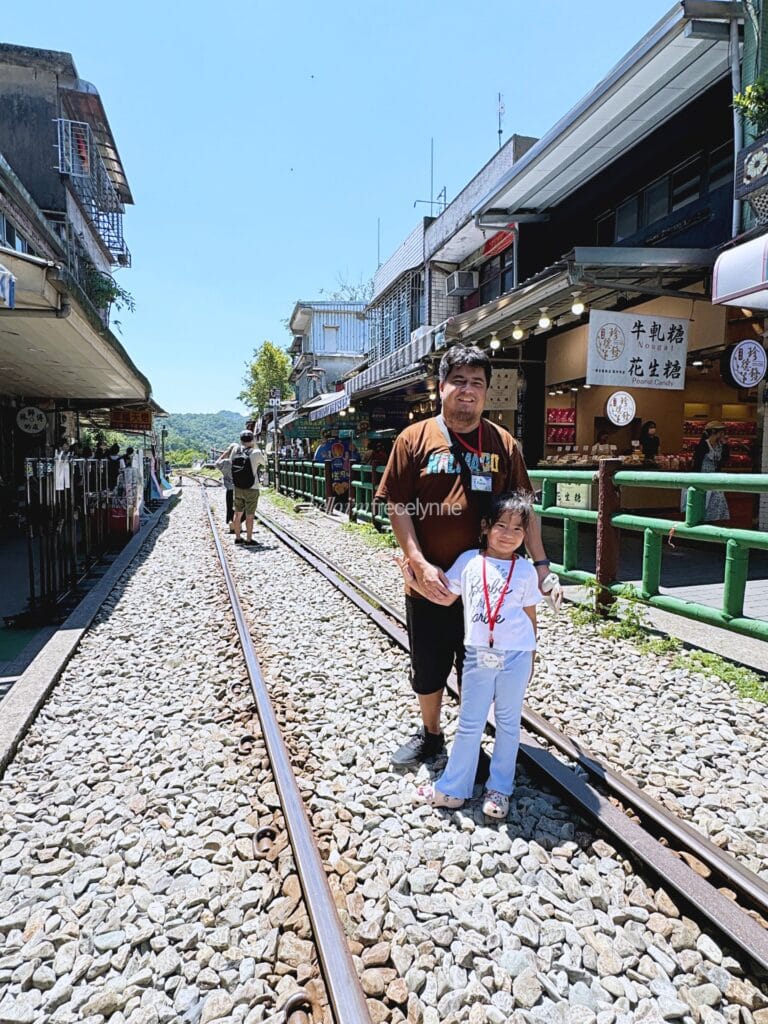 Yehliu-Jiufen-Shifen-Day-Tour-Klook_Guide to Taipei_329_helloimfrecelynne