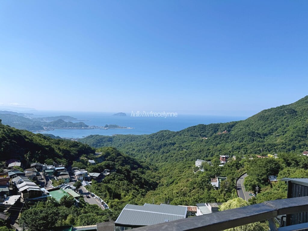 Yehliu-Jiufen-Shifen-Day-Tour-Klook_Guide to Taipei_438_helloimfrecelynne