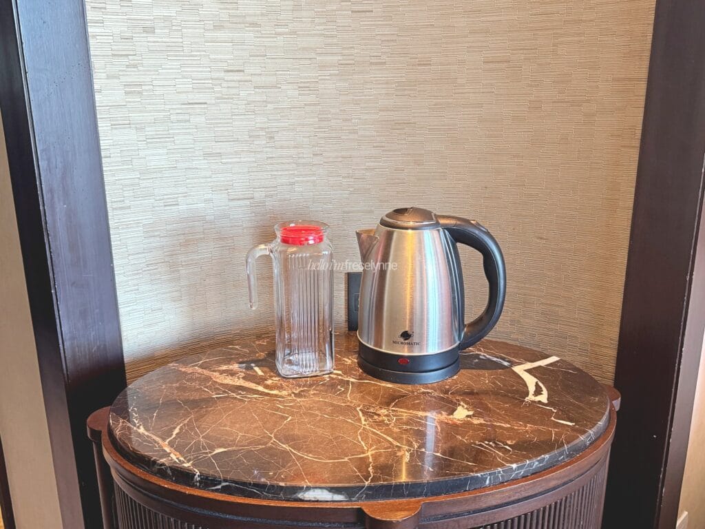 Crimson Hotel Alabang_025_helloimfrecelynne