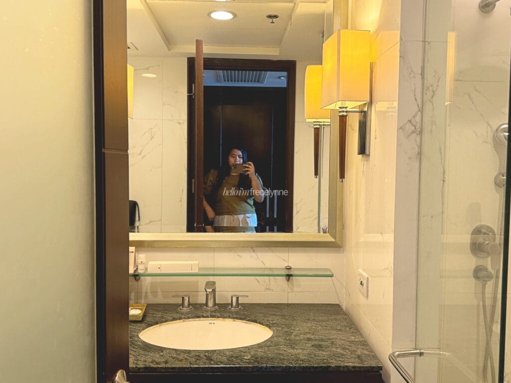 Crimson Hotel Alabang_026_helloimfrecelynne