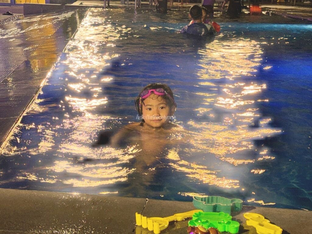 Crimson Hotel Alabang_150_helloimfrecelynne