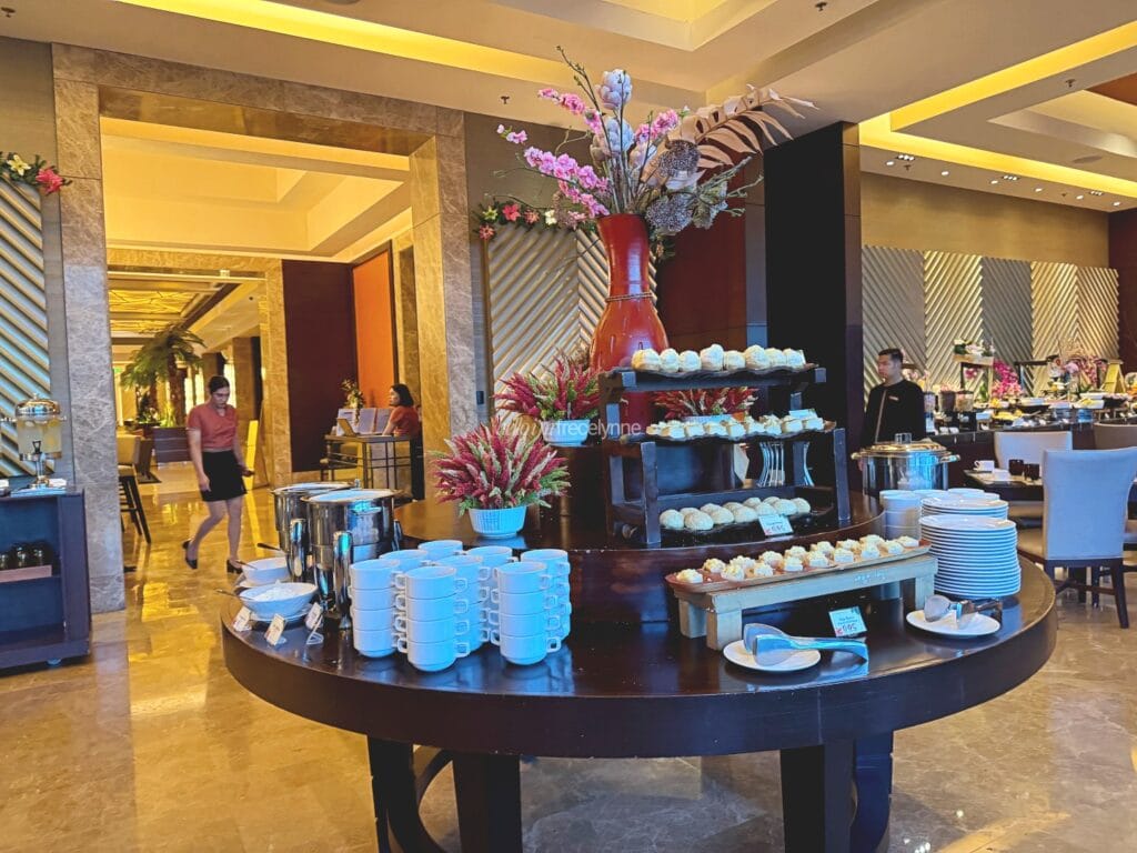 Crimson Hotel Alabang_187_helloimfrecelynne