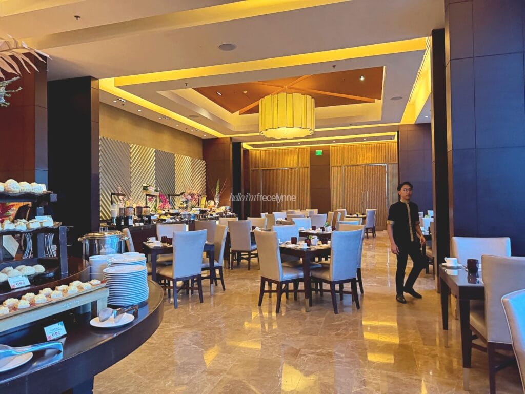 Crimson Hotel Alabang_188_helloimfrecelynne