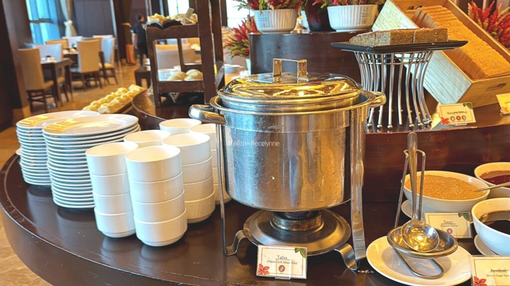 Crimson Hotel Alabang_219_helloimfrecelynne