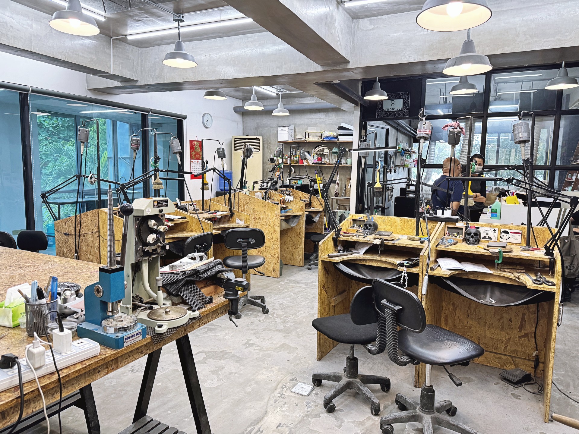 Silversmithing in the Philippines at Studio 925, Makati