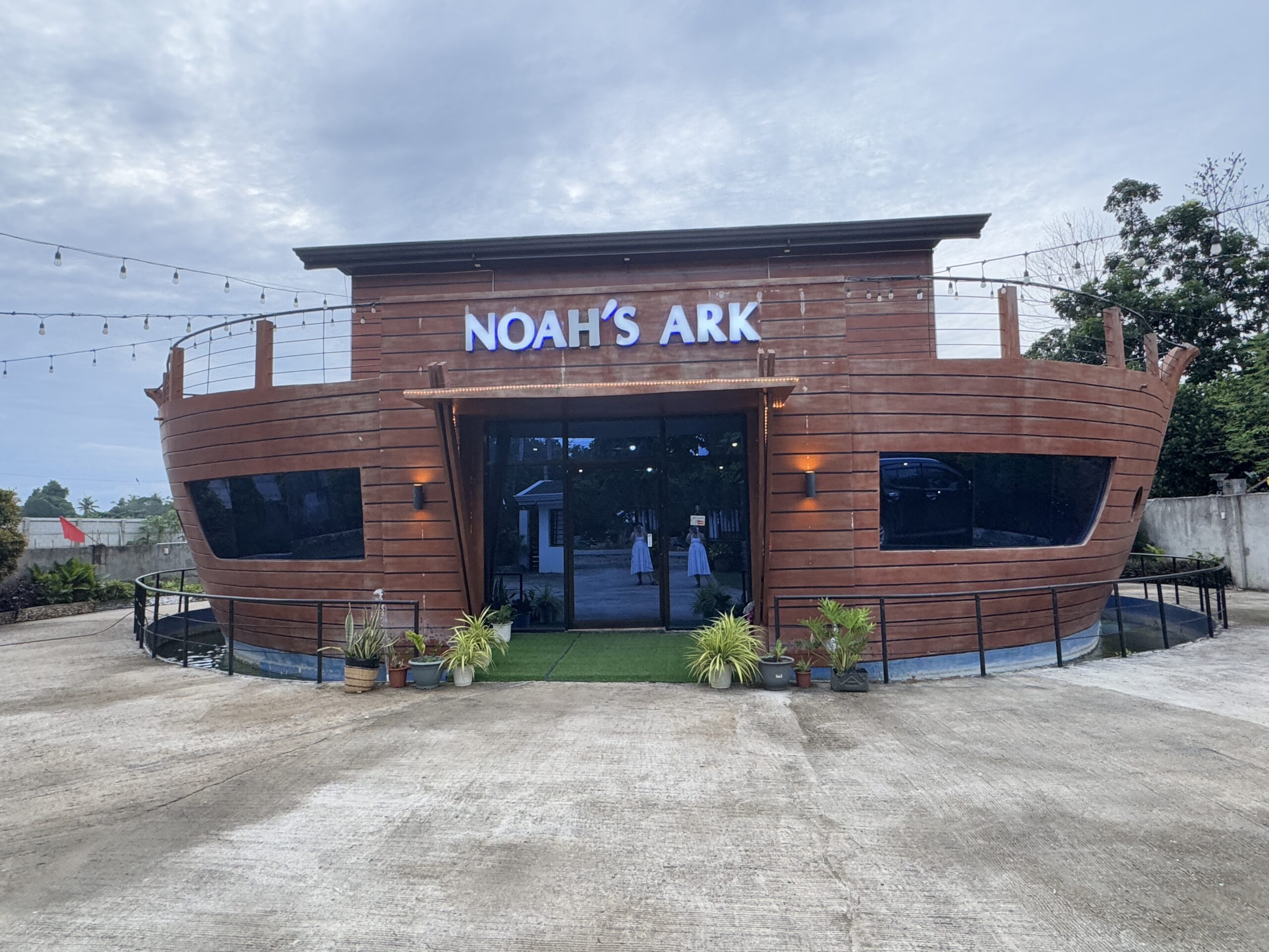 Hotel Review: Noah’s Ark Hotel and Resort