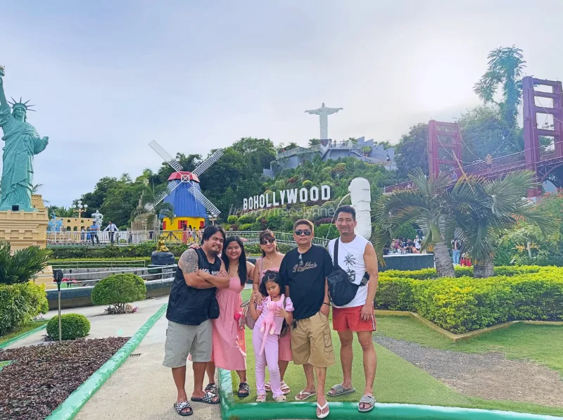 Sikatuna Mirror of the World Bohol: See Famous World Landmarks Without Leaving the Philippines